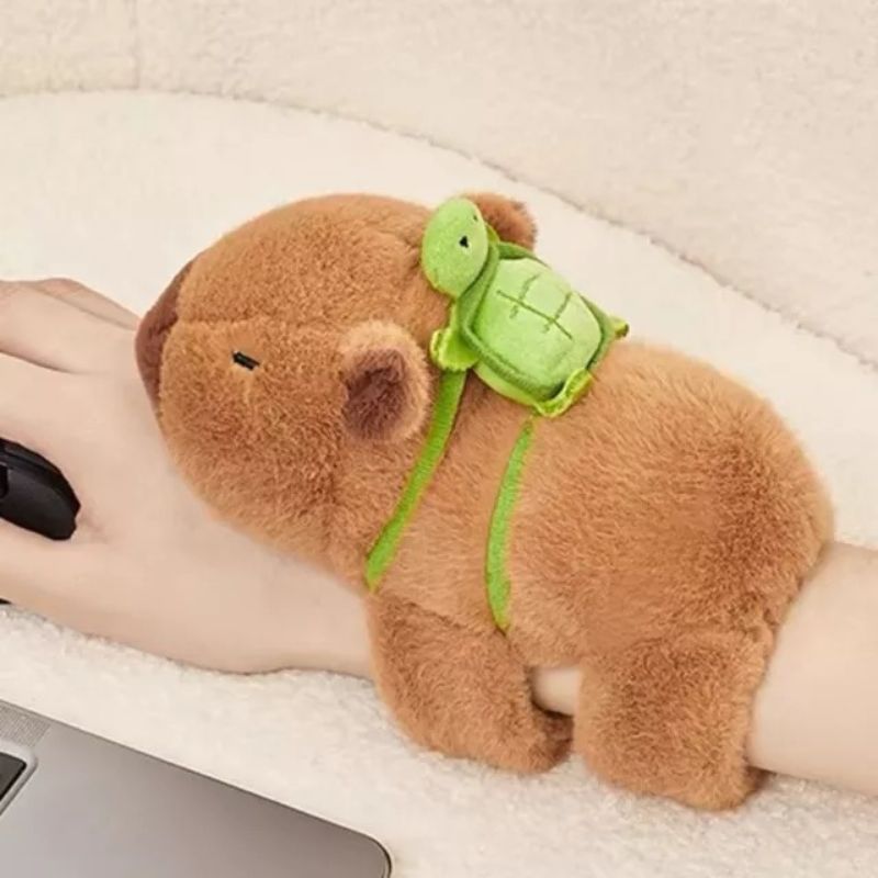 Pulsera Capibara con mochila