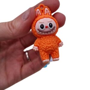 Muñeco Labubu en slime