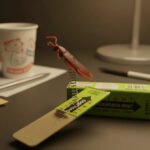 Caja De Chicles Sopresa Con Cucaracha Que Salta Broma Piki Cucaracha - Imagen 4