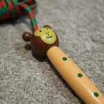 Cuerda De Saltar Para Niños, Infantil Mangos De Madera Piki Multicolor - Imagen 4