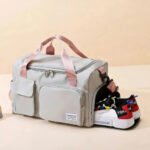 Bolso De Viaje Impermeable Con Compartimento Para Calzado Gris - Imagen 4